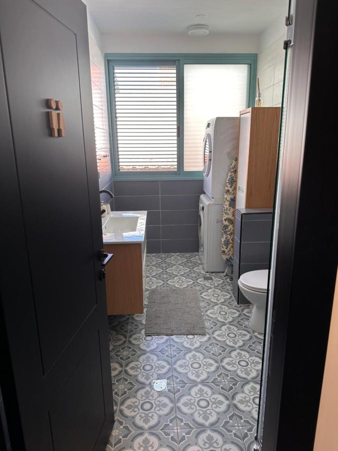 Midrahov Luxury Apartment Zikhron Yaakov Extérieur photo
