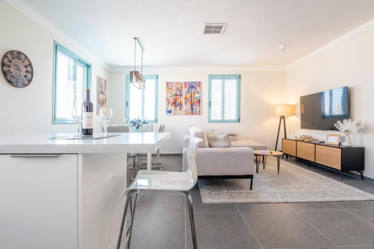 Midrahov Luxury Apartment Zikhron Yaakov Extérieur photo