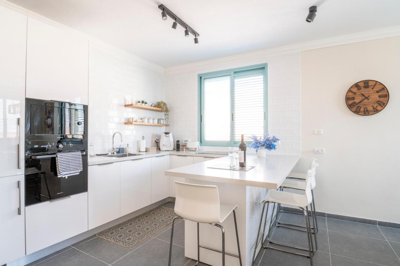 Midrahov Luxury Apartment Zikhron Yaakov Extérieur photo
