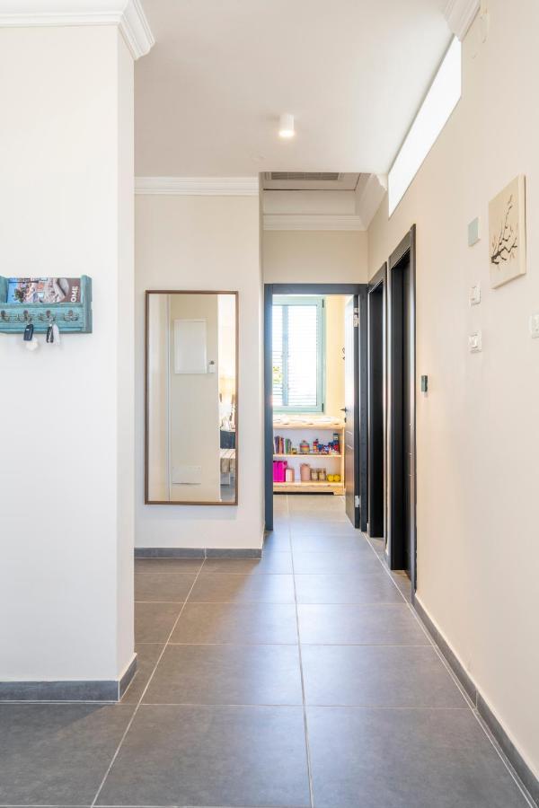 Midrahov Luxury Apartment Zikhron Yaakov Extérieur photo